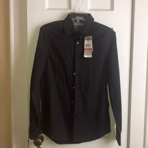 Kenneth Cole RXN black w/ grey pattern button down